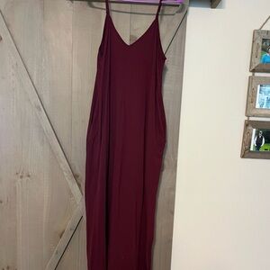 Zenana Outfitters Burgundy Maxi Dress